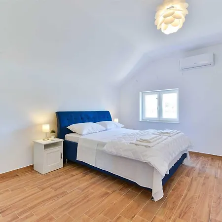 Natura With Pool, Zadar County * Drliceve Kuce