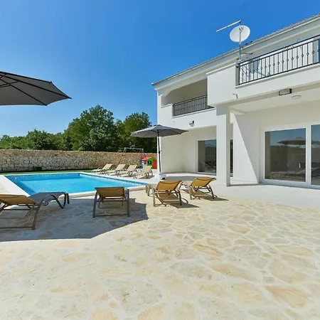 Natura With Pool, Zadar County Villa *