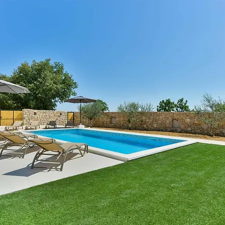 Natura With Pool, Zadar County Drliceve Kuce