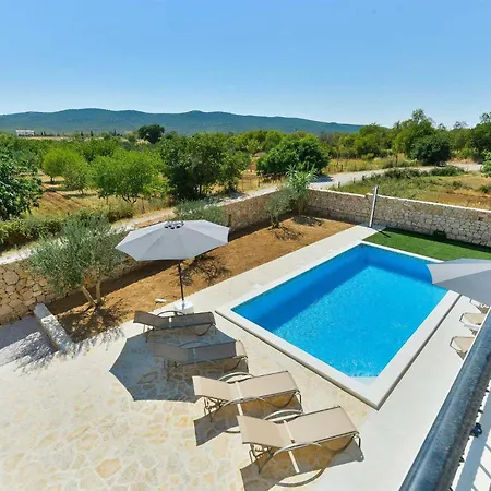 Natura With Pool, Zadar County * Stankovci (Zadar)