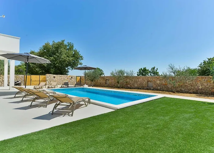Natura With Pool, Zadar County Drliceve Kuce