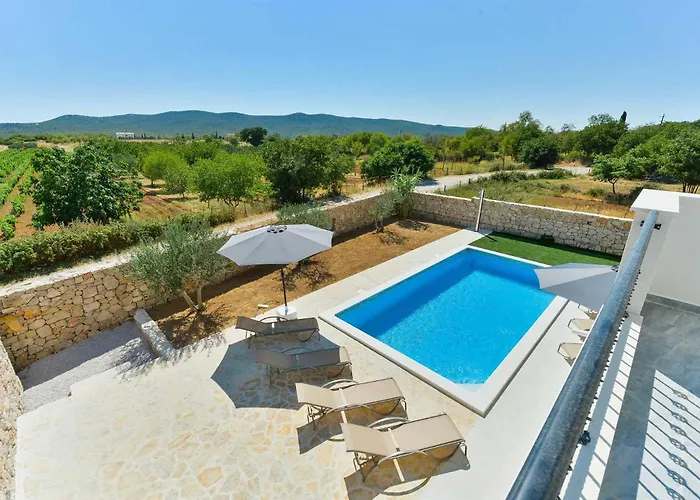 Natura With Pool, Zadar County * Drliceve Kuce