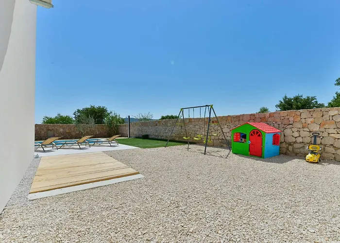Natura With Pool, Zadar County فيلة
